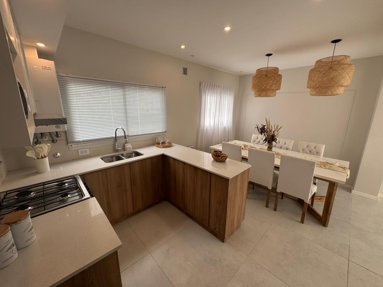 Foto de PH 4 ambientes con garage, parrillo y patio., imagen 1