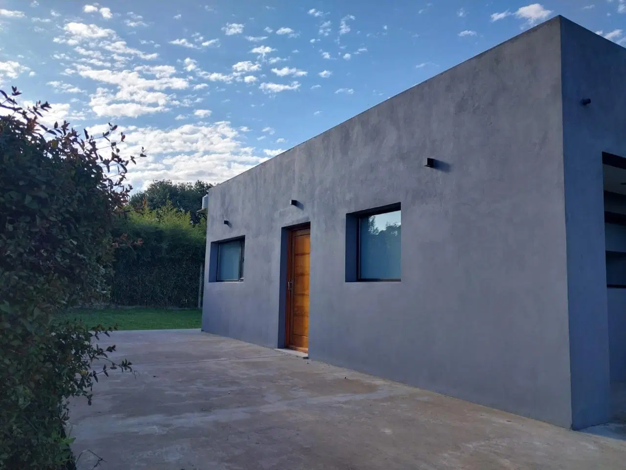 VENTA CASA 2 AMBIENTES LOS ACANTILADOS 5