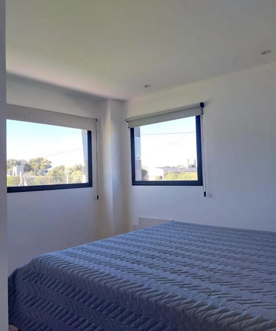 VENTA CASA 2 AMBIENTES LOS ACANTILADOS 3