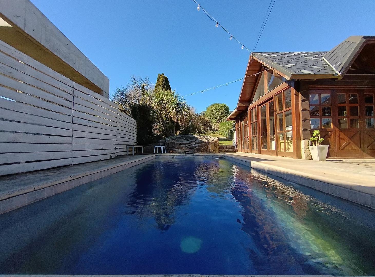 Foto de VENTA CASA 3 AMBIENTES CON PISCINA EN SIERRA DE LOS PADRES, imagen 1