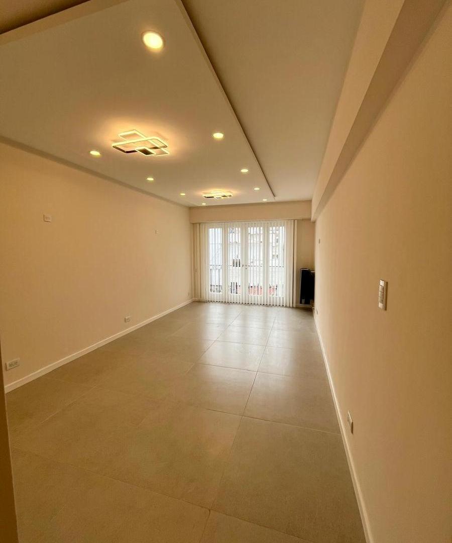 Foto de VENTA DEPARTAMENTO 3 AMBIENTES CON DEPENDENCIA Y BALCON, imagen 5
