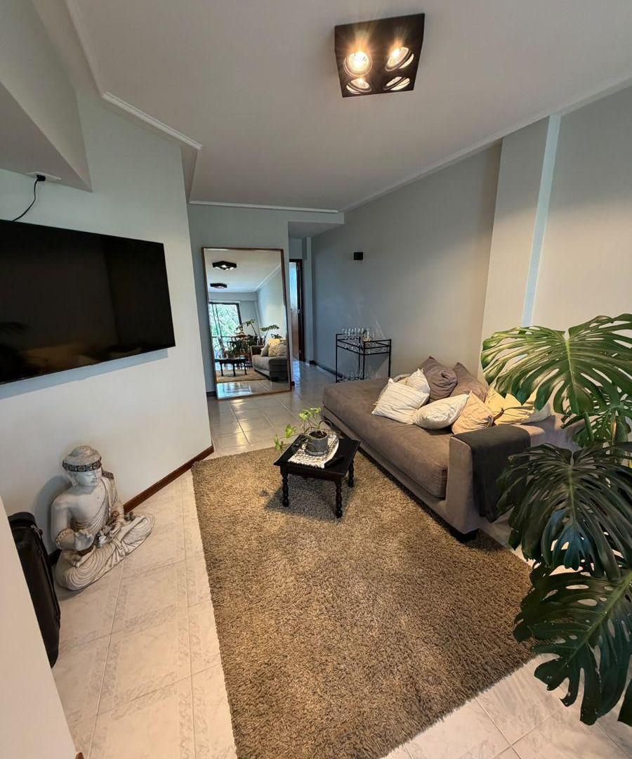 Foto de VENTA DEPARTAMENTO 2 AMBIENTES RECICLADO CON BALCON AL FRENTE VILLA, imagen 4
