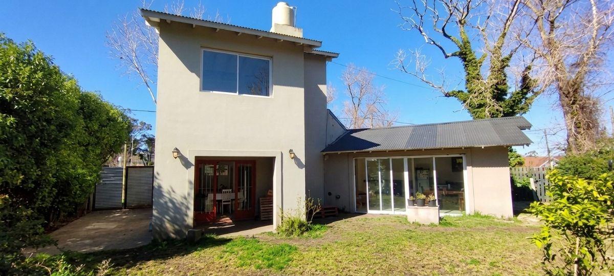 Foto de VENTA CASA 3 AMBIENTES APTO CREDITO ALFAR, imagen 3