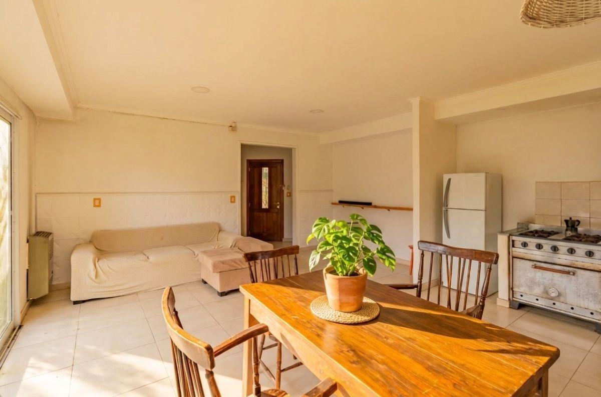 Foto de VENTA CASA 3 AMBIENTES APTO CREDITO ALFAR, imagen 2