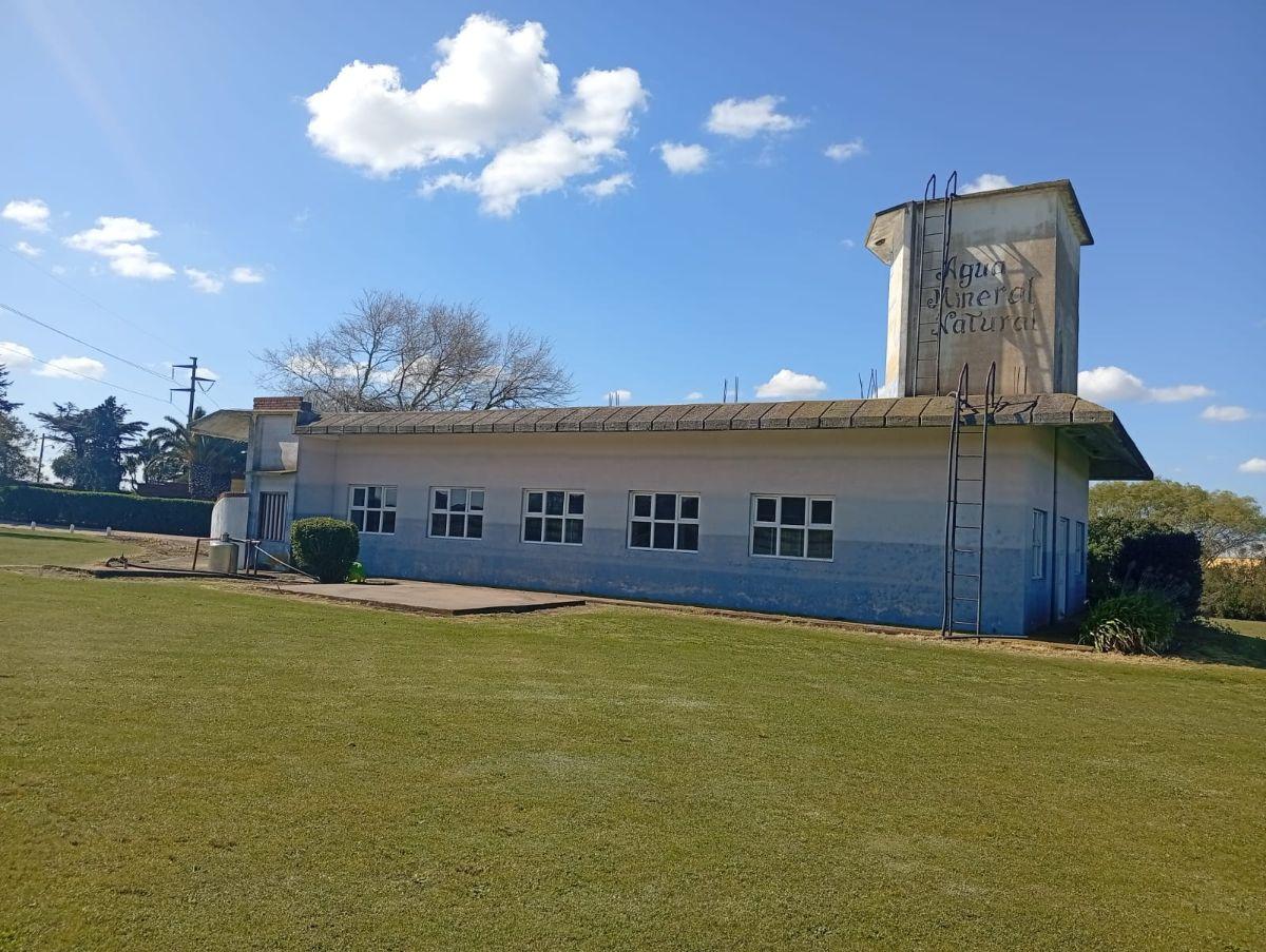 Foto de VENTA CAMPO 16 HECTAREAS CON FABRICA DE AGUA MINERAL, imagen 1