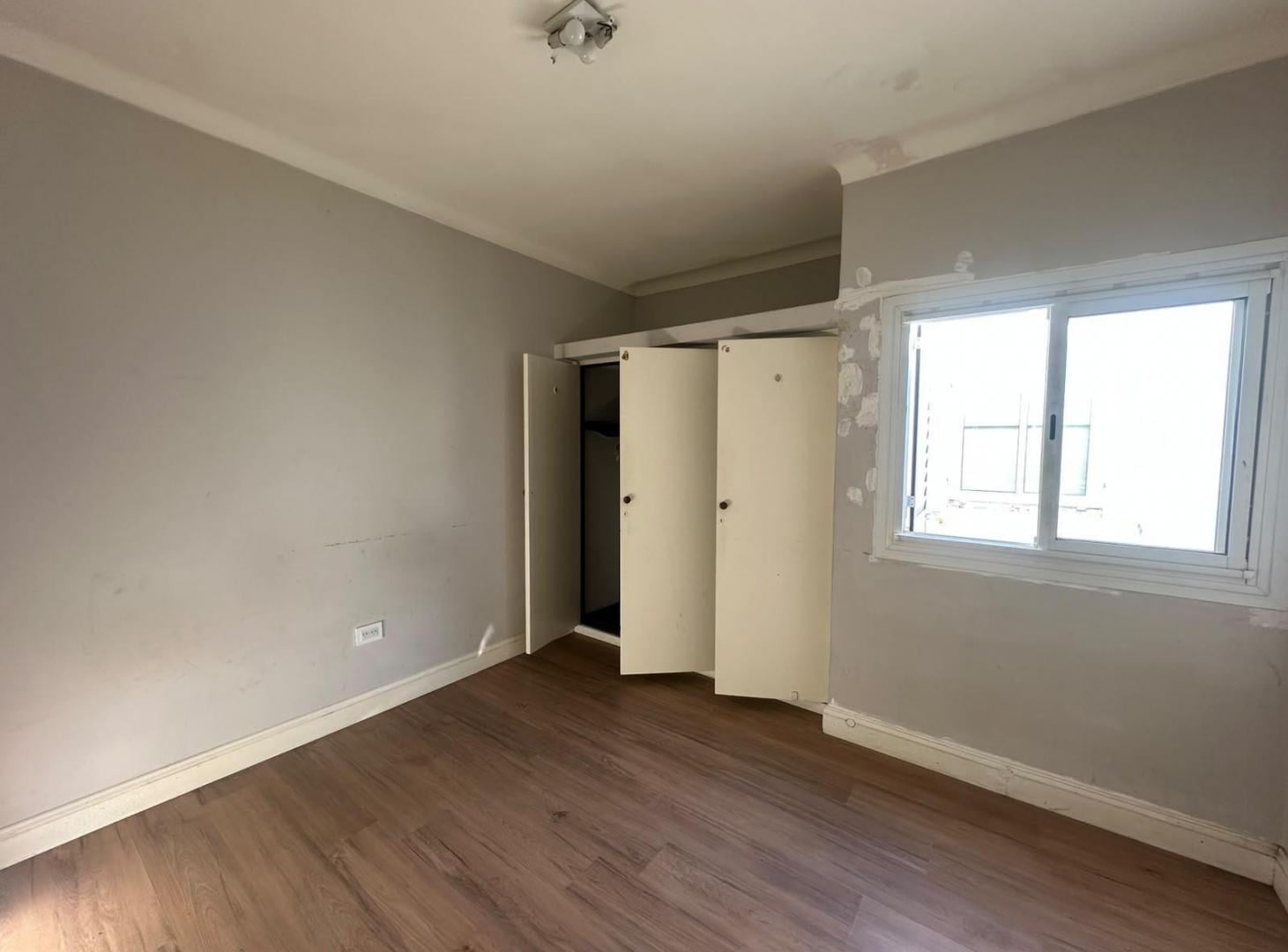 Foto de VENTA PH 3 AMBIENTES LATERAL CON PATIO Y PARRILLA EN PLAZA PERALTA RAMOS, imagen 5