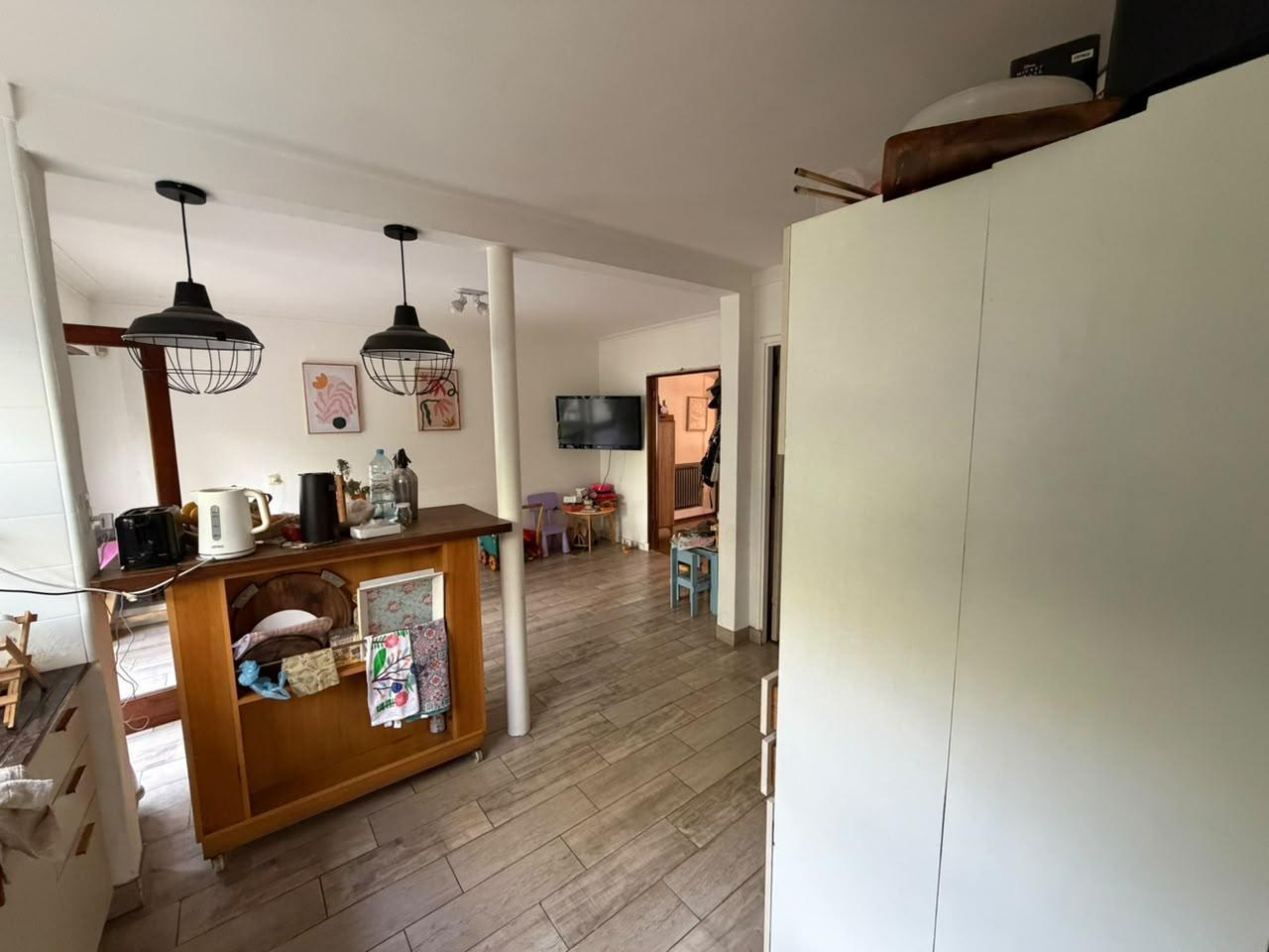 Foto de VENTA CASA 4 AMBIENTES 2 PLANTAS CON PARQUE EN BOSQUE ALEGRE, imagen 3