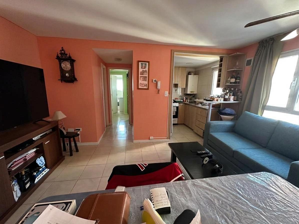 Foto de VENTA DEPARTAMENTO 2 AMBIENTES CON COCHERA LA PERLA, imagen 4
