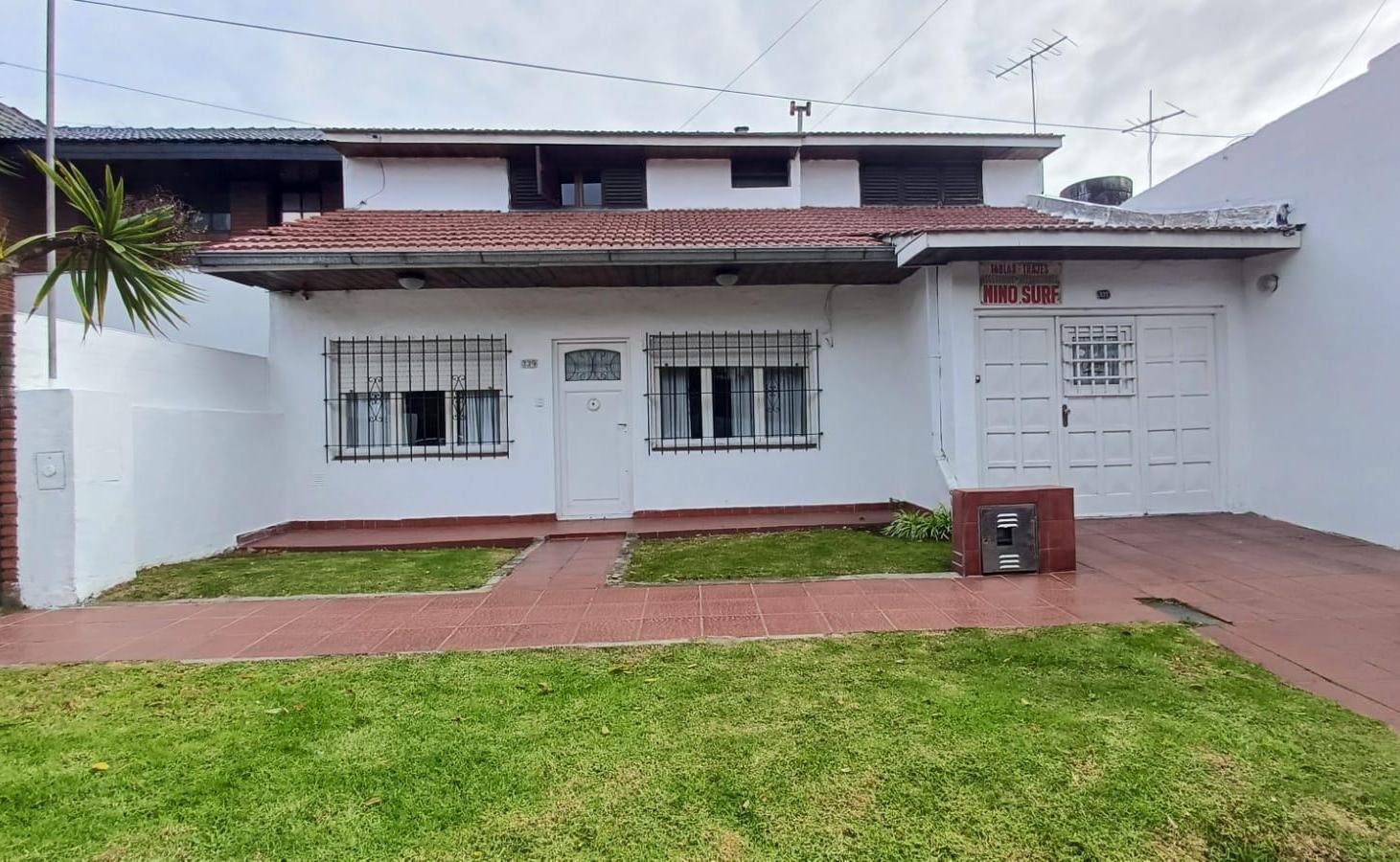 Foto de VENTA CASA 4 AMBIENTES CON GARAGE EN VILLA PRIMERA, imagen 1