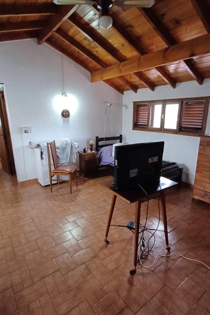 Foto de VENTA CASA 4 AMBIENTES CON GARAGE EN VILLA PRIMERA, imagen 4