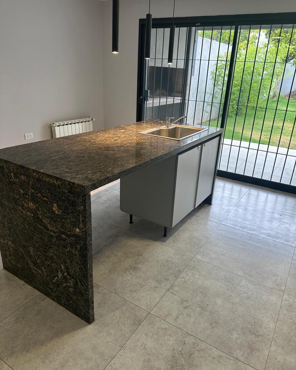 Foto de Duplex en los Platanos a Estrenar, imagen 3