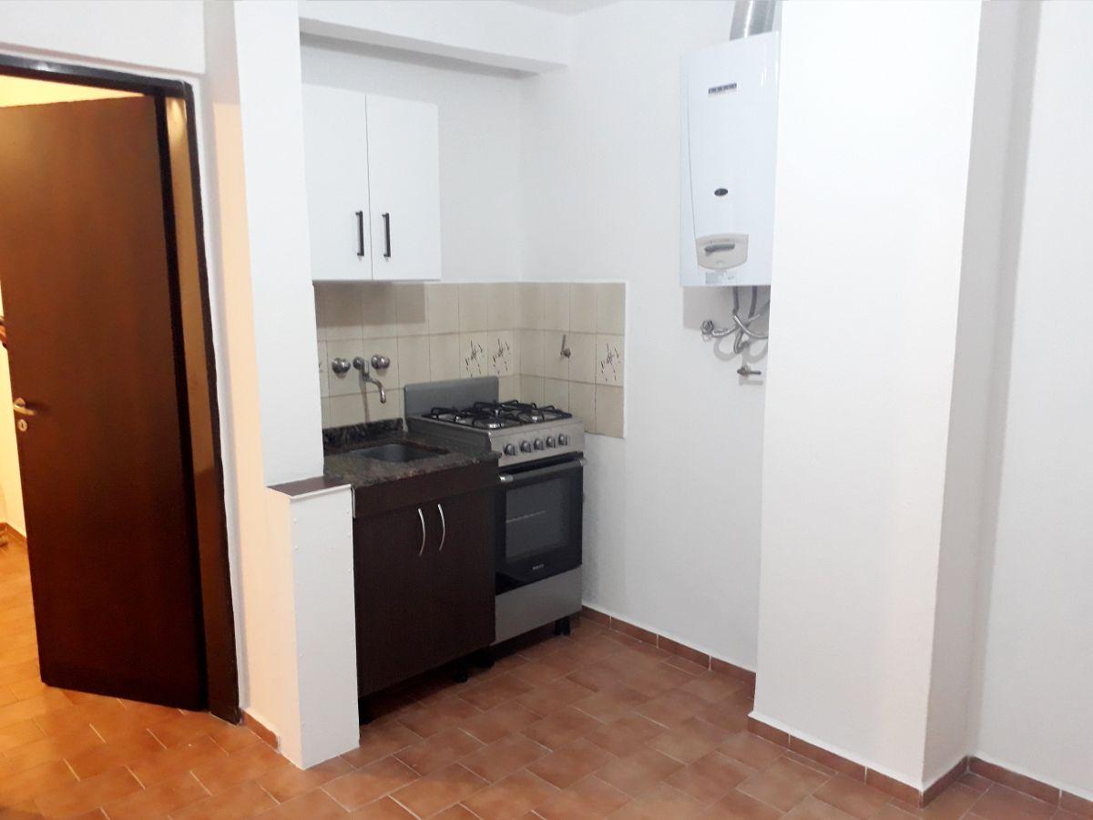 Foto de Alquilo Departamento Bolivar 765, imagen 4
