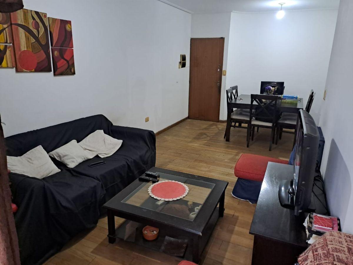 Foto de En VENTA Amplio departamento de 3 Dormitorios con cochera opcional en, imagen 2