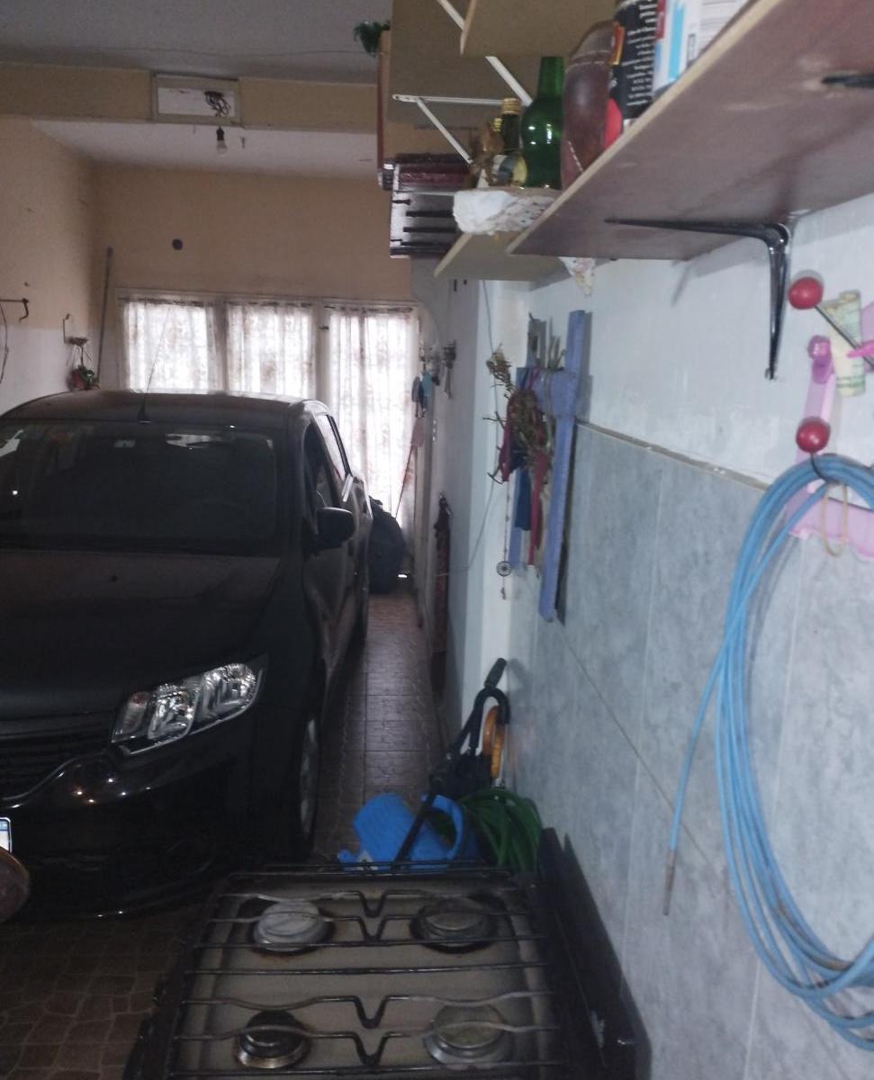 Foto de PROPIEDAD 4 AMBIENTES CON LOCAL, imagen 5