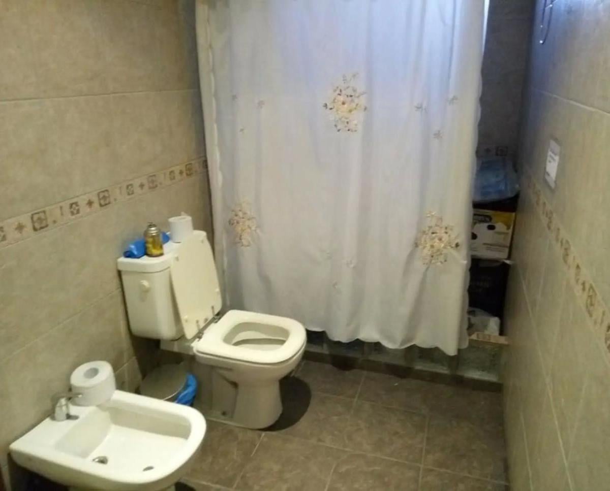 Foto de EXCELENTE EDIFICIO MULTIPROPOSITO EN VENTA SOBRE AMPLIO LOTE, imagen 5
