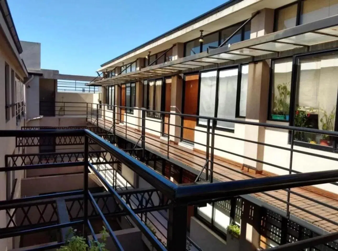 SE VENDE DEPARTAMENTO TIPO DUPLEX 2 AMBIENTES 4