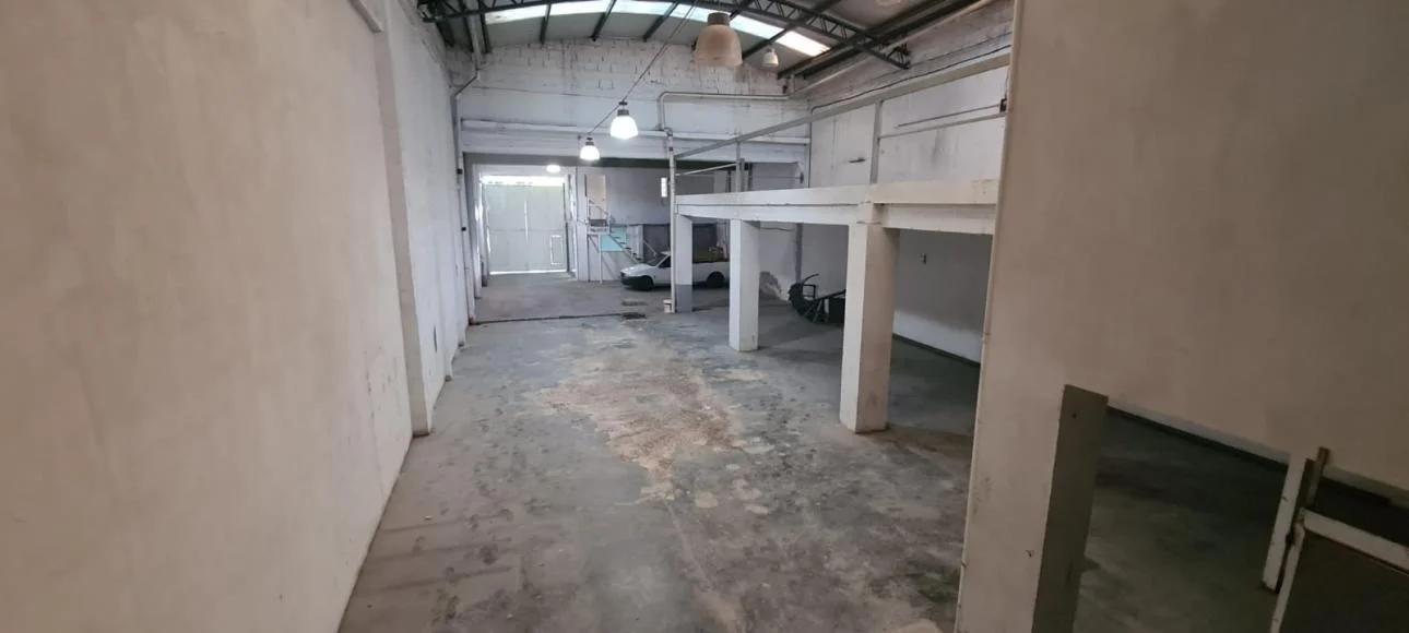 Foto de SE ALQUILA GALPON DEPOSITO COMERCIAL, imagen 3
