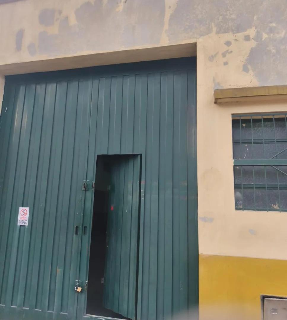 Foto de SE VENDE GALPON EN HAEDO SUR, imagen 1