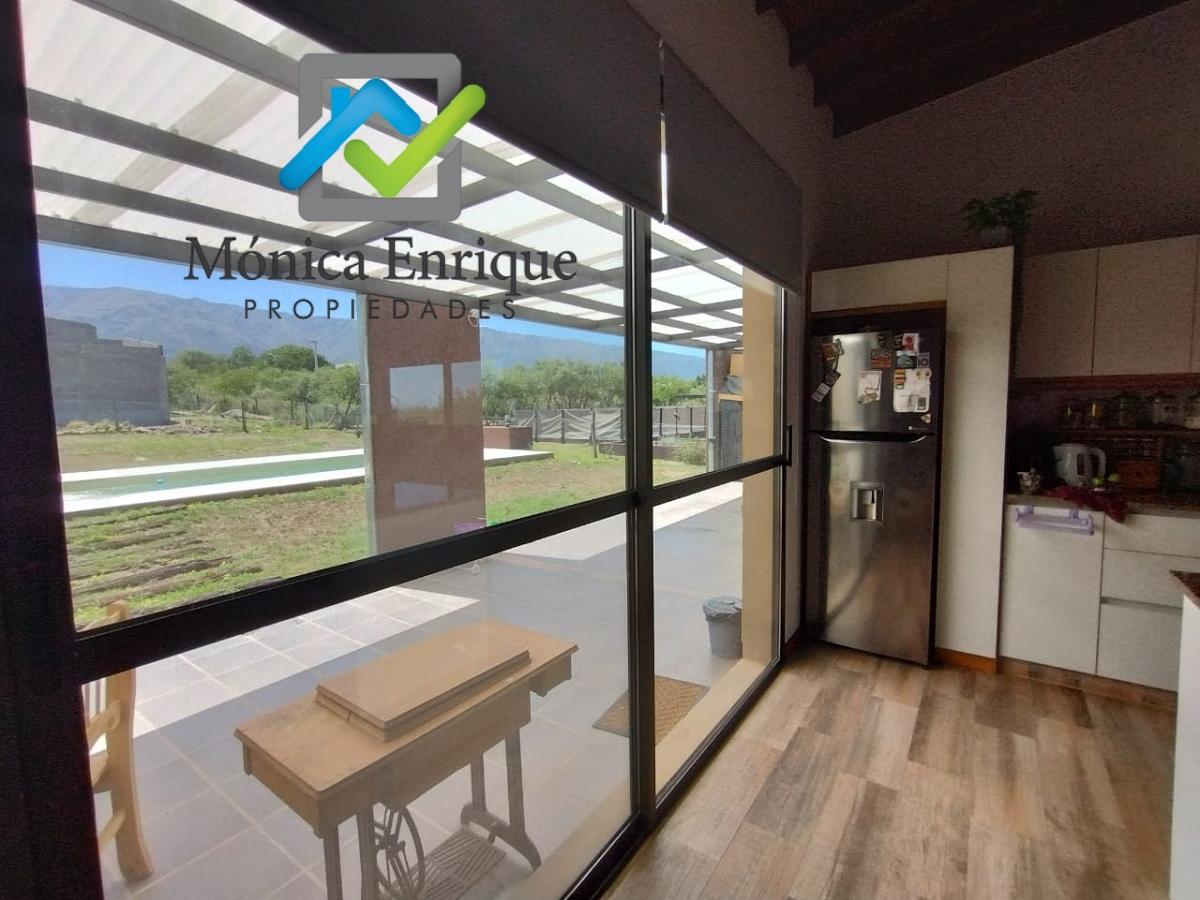 Amplia Casa con Todos Los Servicios en Merlo 2