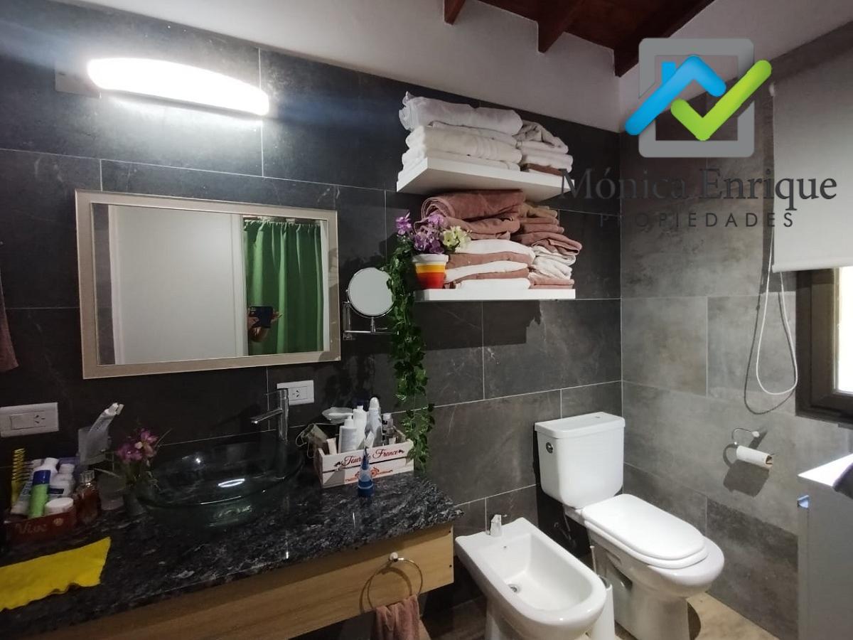 Amplia Casa con Todos Los Servicios en Merlo 4