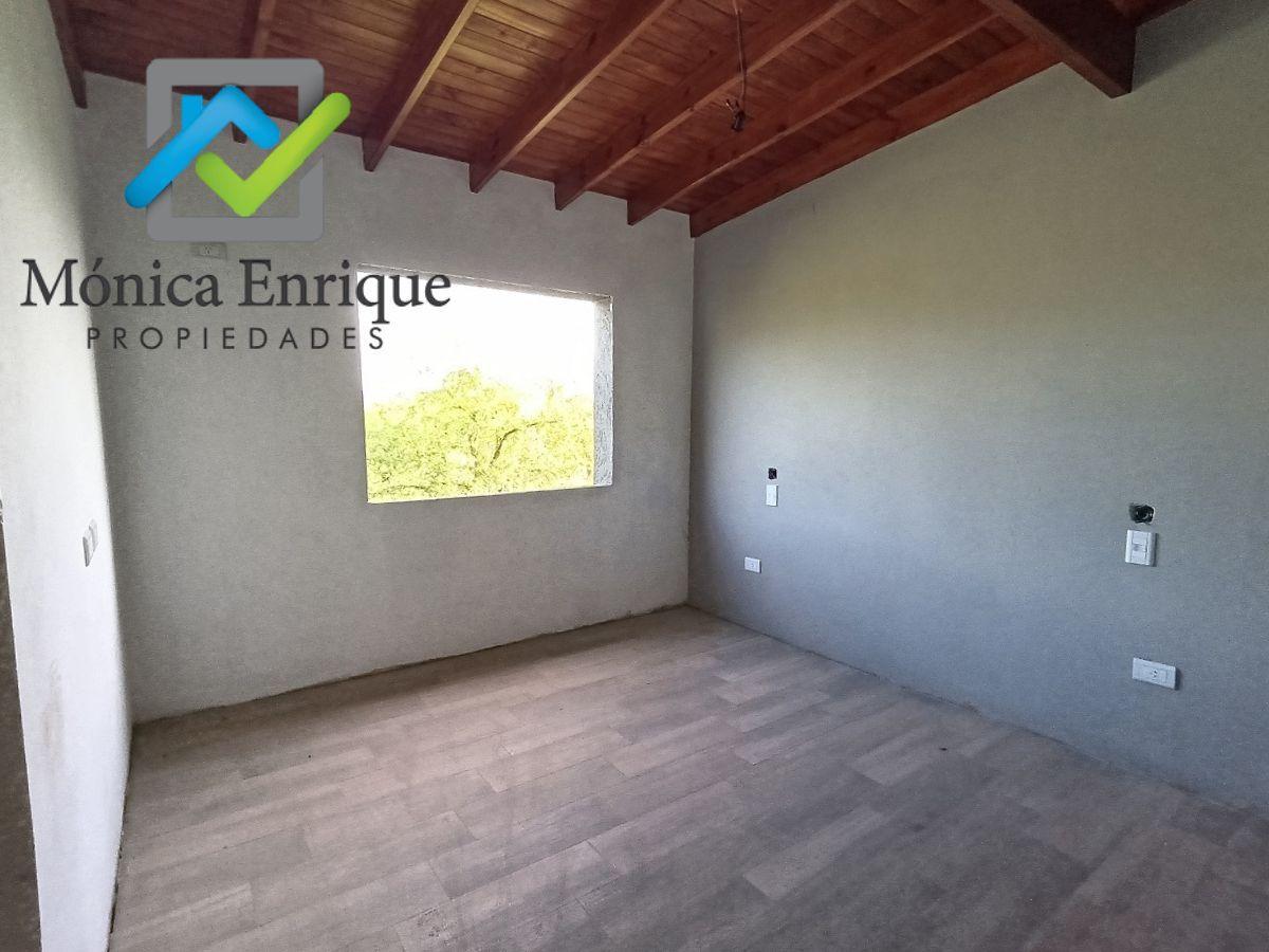 Casa de 3 Dorm. con Losa Radiante en Villa de Merlo 5
