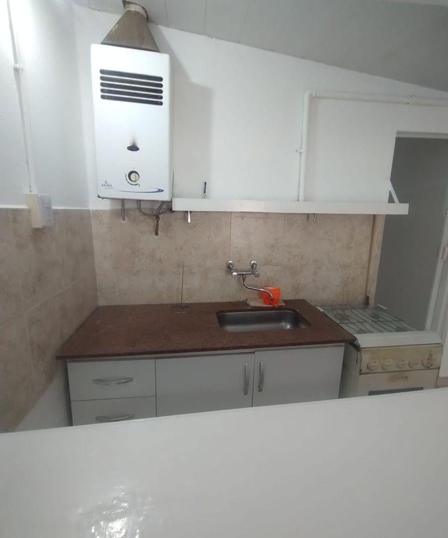 Foto de Galpón con Departamento. Excelente ubicación!, imagen 4