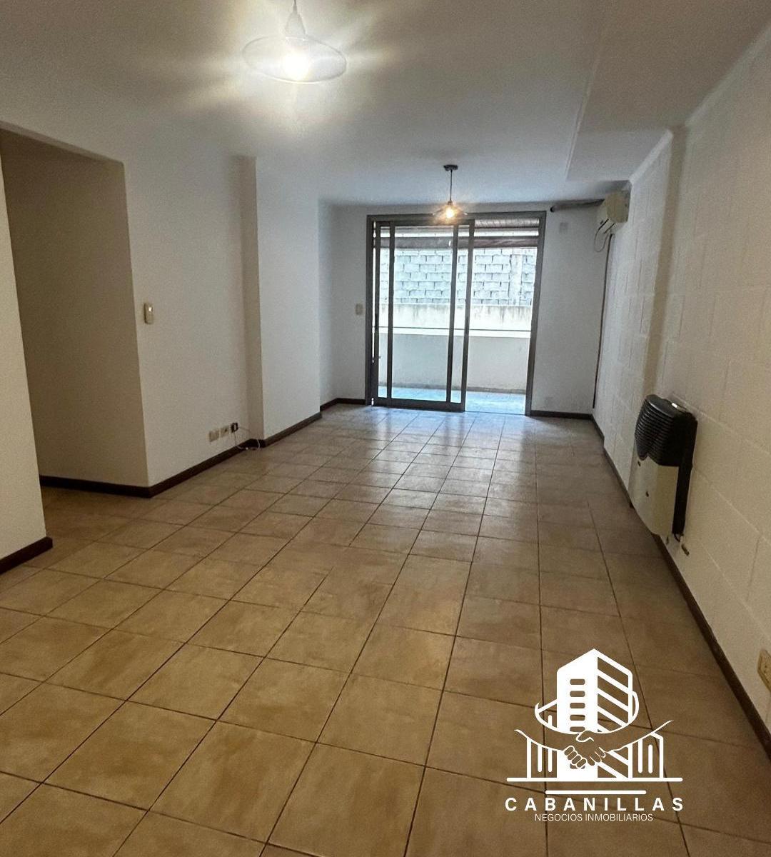 En Venta Departamento de 2 Dorm.! 4