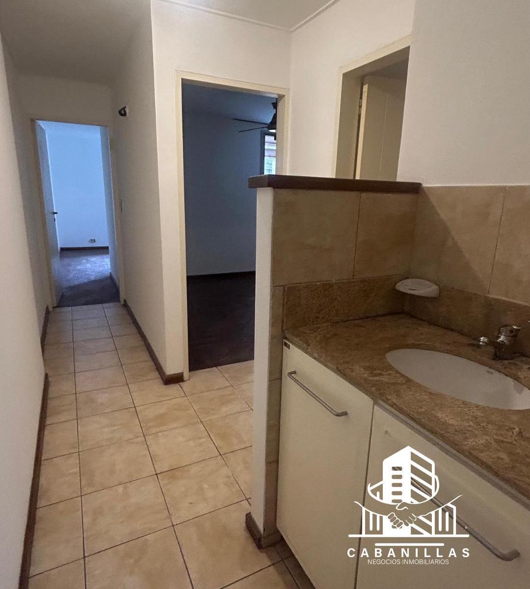 En Venta Departamento de 2 Dorm.! 2