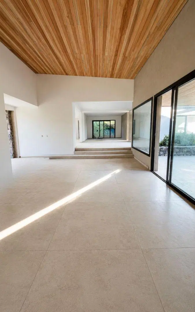 Espectacular casa en venta con fondo golf en el country más exclusivo de Córdoba. 434m2 2