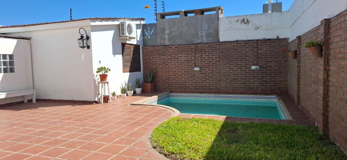 Foto de Alquilo casa en excelente ubicación!, imagen 1