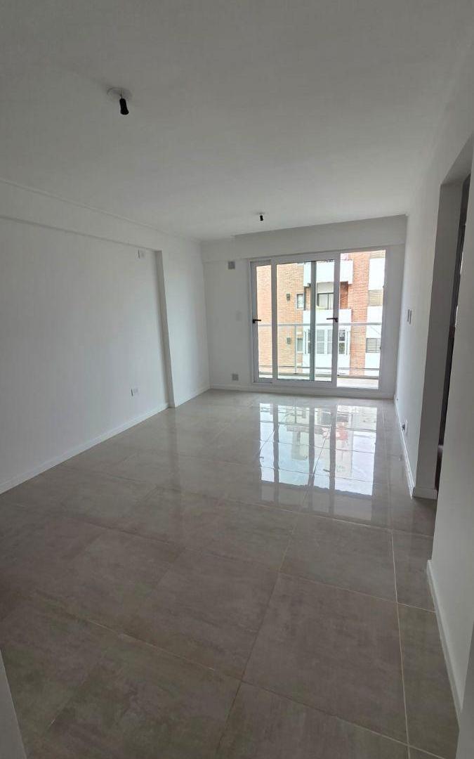 Foto de Departamento de 48 m² con 1 dormitorio en venta en Centro - Urquiza y, imagen 4