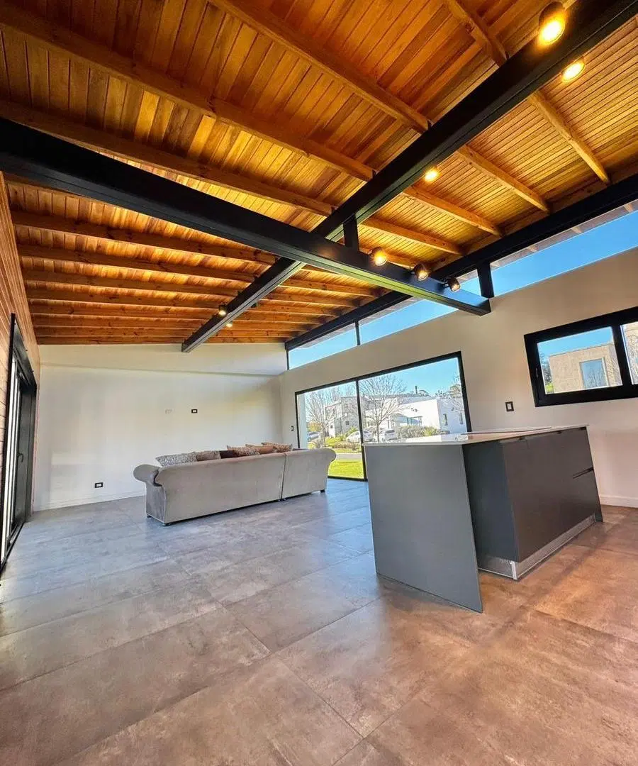 CASA EN ARENAS DEL SUR EN VENTA Y ALQUILER 4
