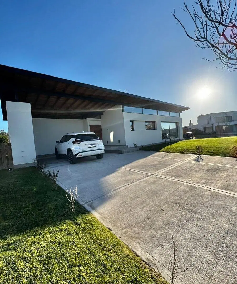 CASA EN ARENAS DEL SUR EN VENTA Y ALQUILER 5