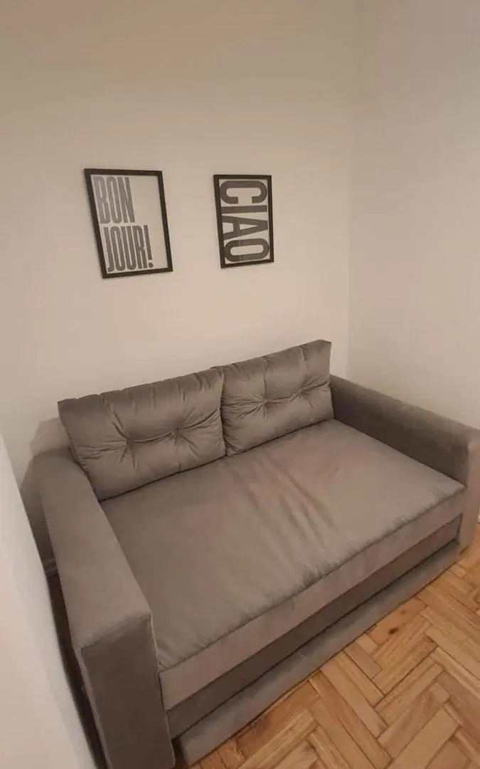 DEPARTAMENTO DE 2 AMBIENTES CON PATIO Y BALCON 5