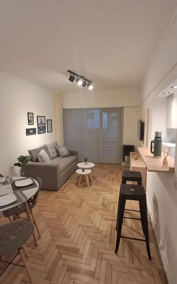 DEPARTAMENTO DE 2 AMBIENTES CON PATIO Y BALCON 4