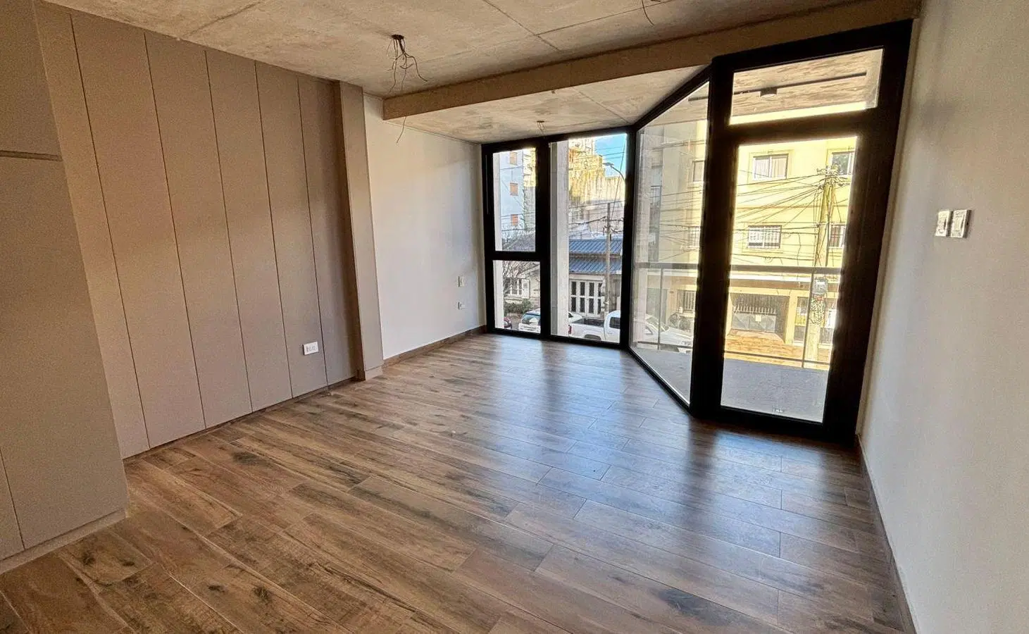 Departamento en edificio Bonjo 10 zona Aldrey 4