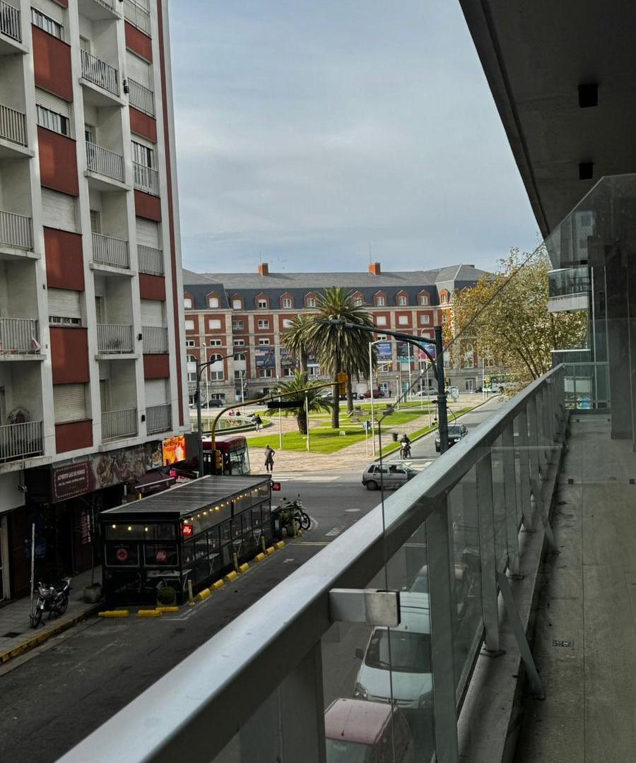 Foto de DEPARTAMENTO 2 AMB CON PATIO PROPIO, imagen 3