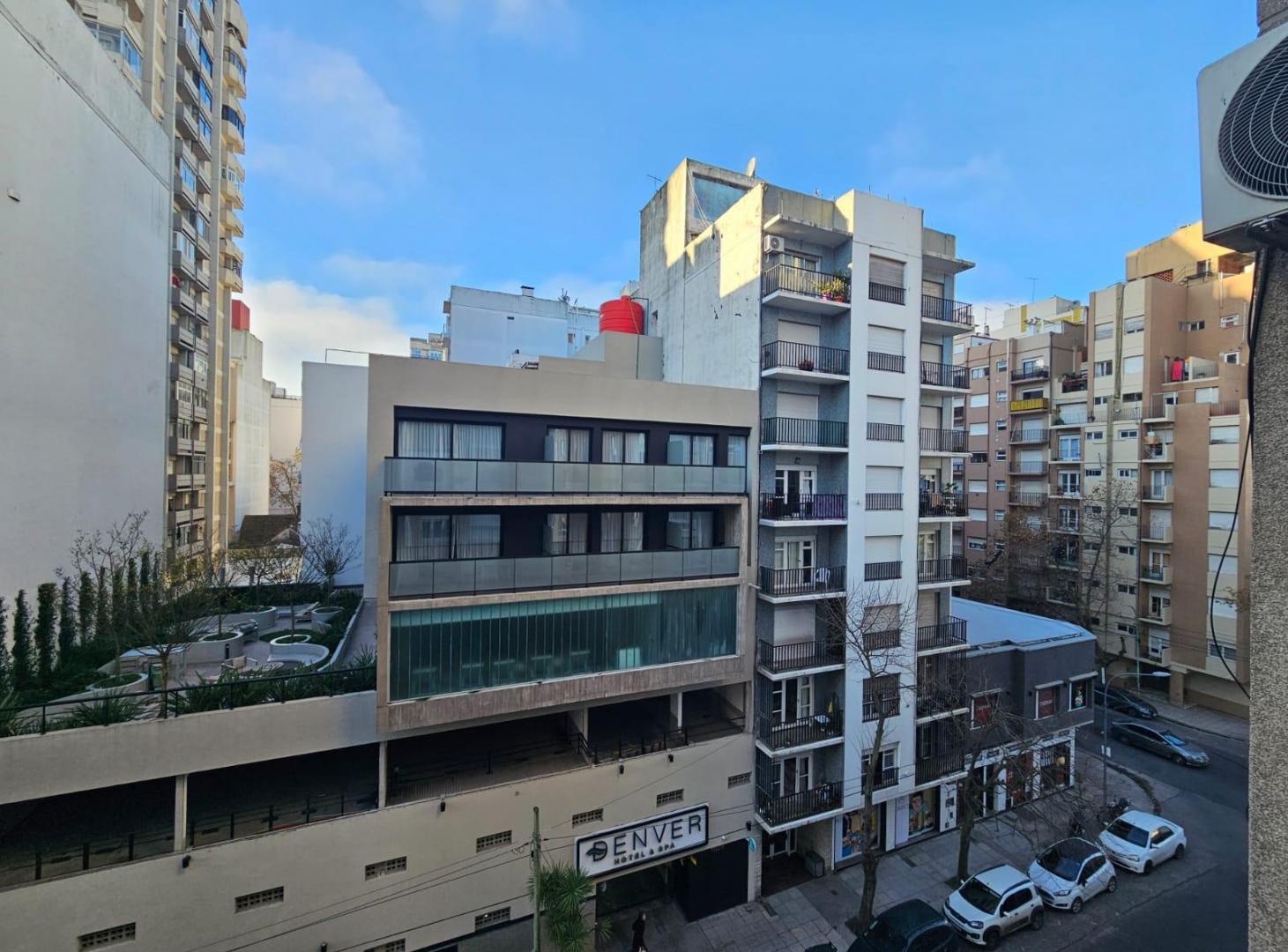 Foto de MONOAMBIENTE EN VENTA ZONA ALDREY, imagen 2