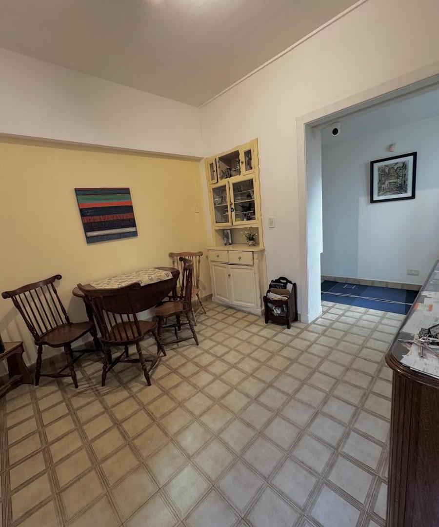 Foto de BUENOS AIRES 2851 CHAUVIN MUY BUEN PH 3 AMB. 2 PATIOS INDEPENDIENTE, imagen 5