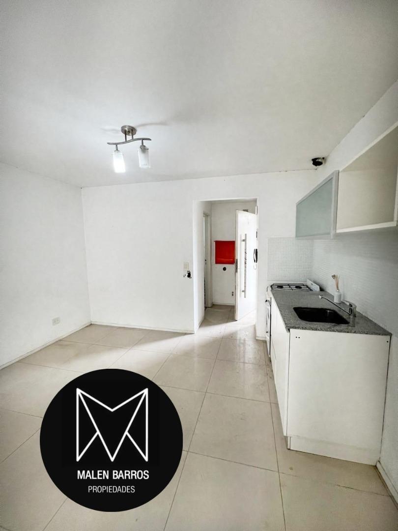 Monoambiente Al Frente con Balcon Terraza 3