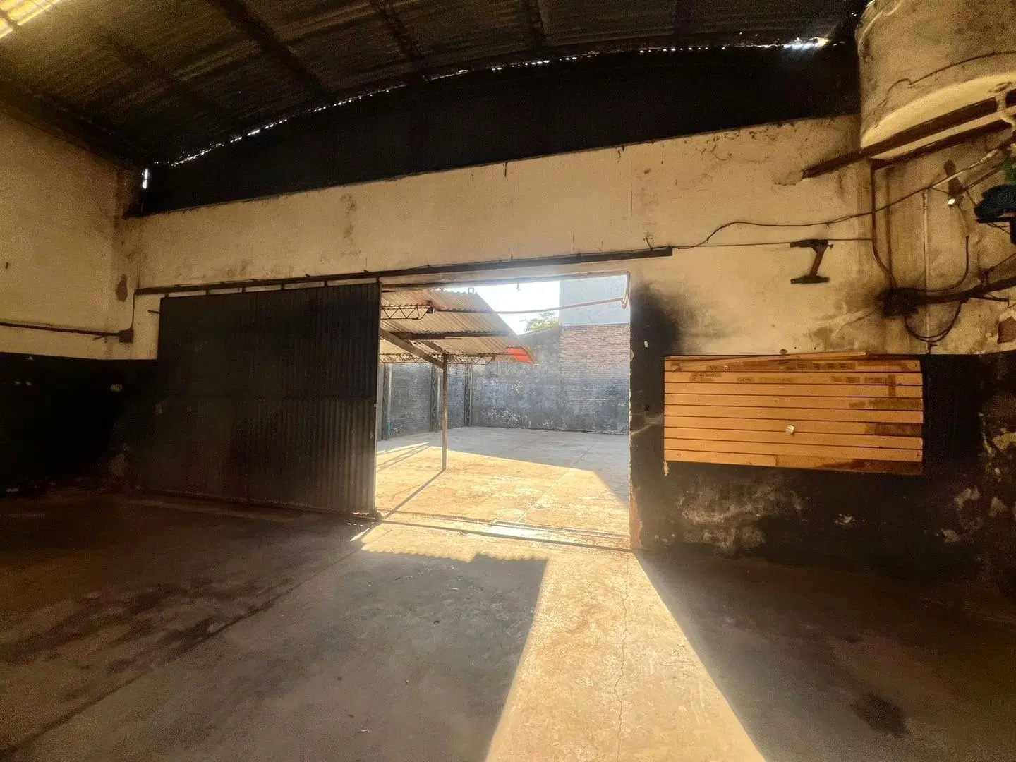 Deposito en Alquiler 400m2 + Trifasica 5