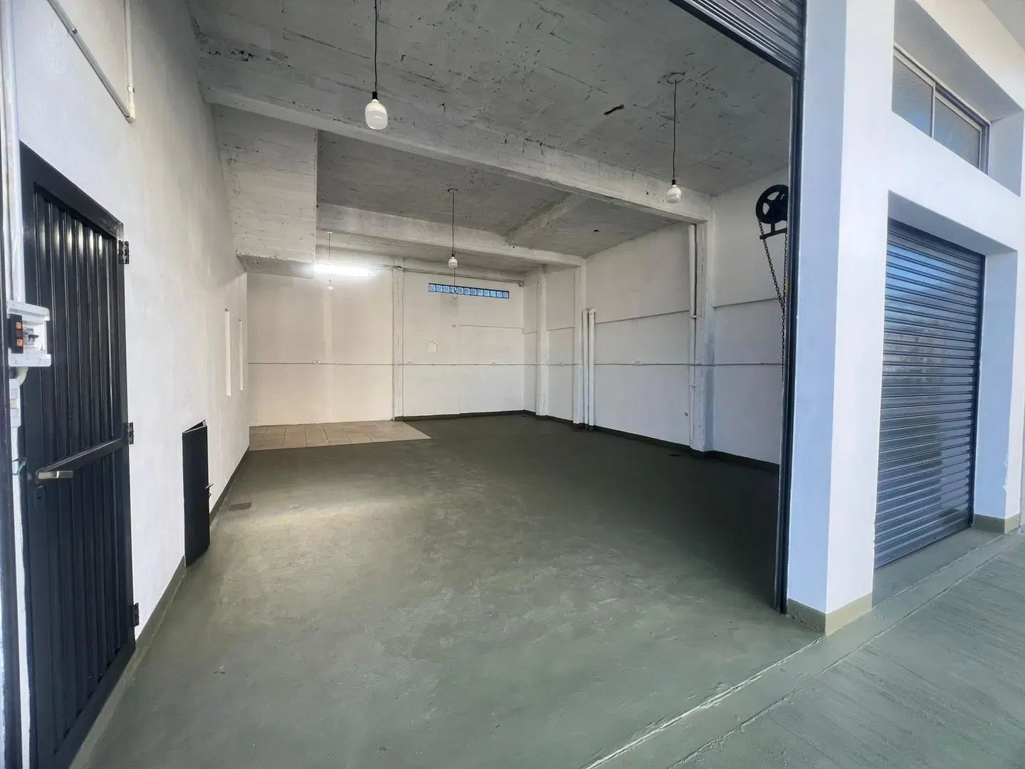 Galpón- Deposito - Comercial / Industrial 2