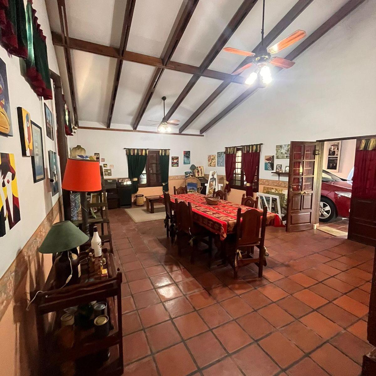 Vendo Casa con Predio de 700 m. en Sauce Viejo 4