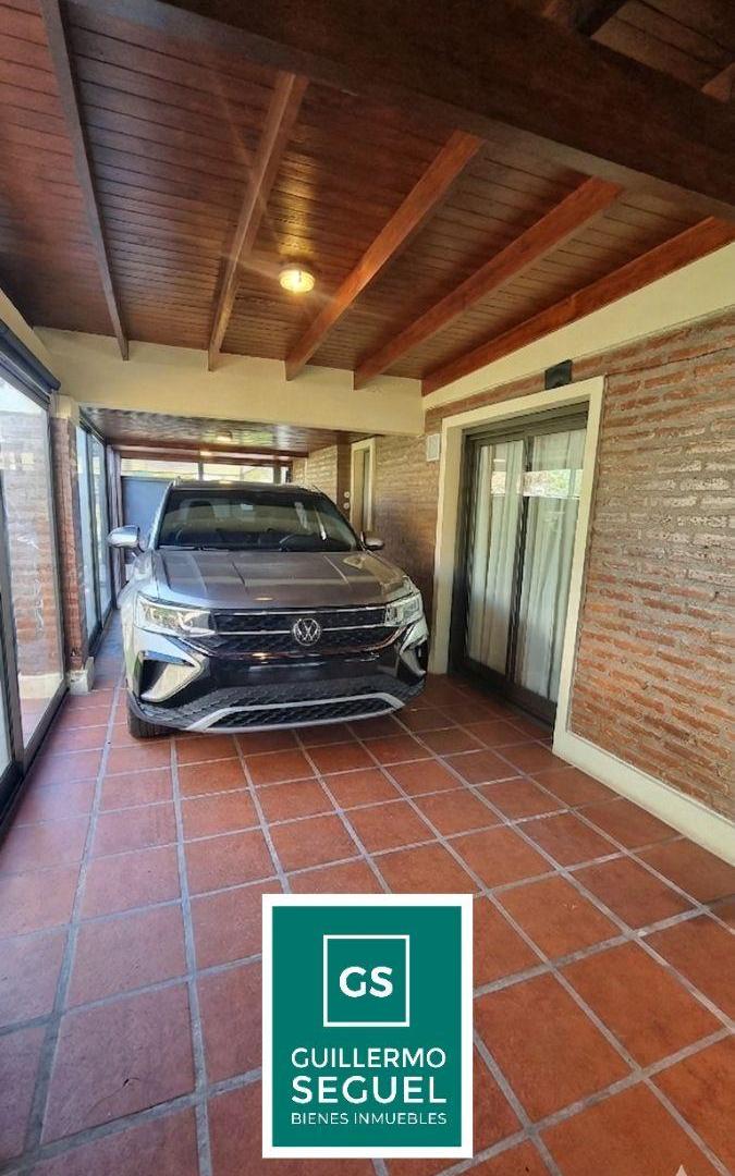 Foto de CASA EN VENTA EN SAN ISIDRO/ 1 PLANTA - 3 DORM + ESCRITORIO – EXCELENTE, imagen 3