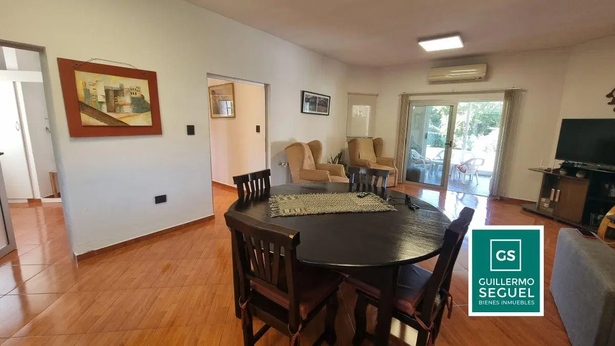 CASA EN VENTA COUNTRY 4 HOJAS – 1 SOLA PLANTA – 2 DORMITORIOS 4