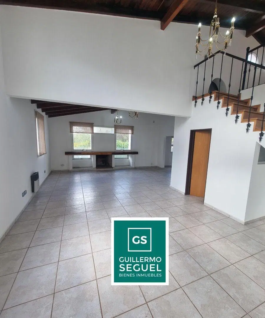CASA EN VENTA COUNTRY 4 HOJAS – 3 DORMITORIOS - MENDIOLAZA 4