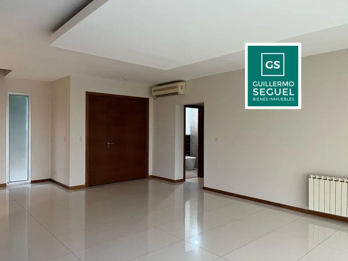 COUNTRY 4 HOJAS – CASA ESTILO MINIMALISTA EN VENTA SOBRE UN LOTE DE 2187 m2 - MENDIOLAZA 3