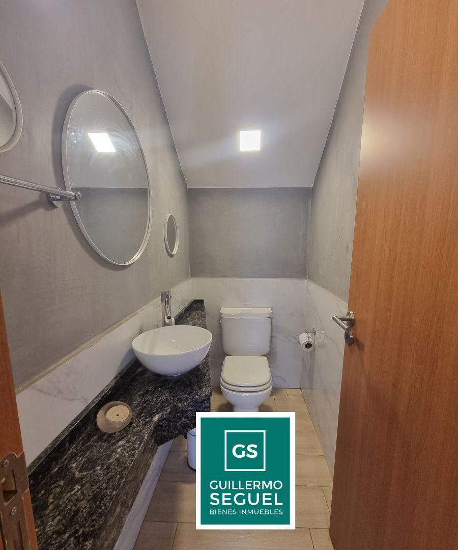 Foto de SAN ISIDRO – CASA EN VENTA C/ASCENSOR + DORMITORIO PRINCIPAL CON LIVING, imagen 5
