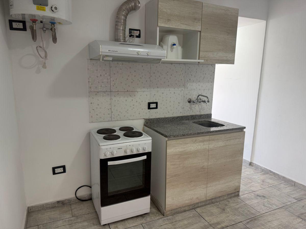 Foto de EXCELENTE DEPARTAMENTO EN ALQUILER BERAZATEGUI!, imagen 3