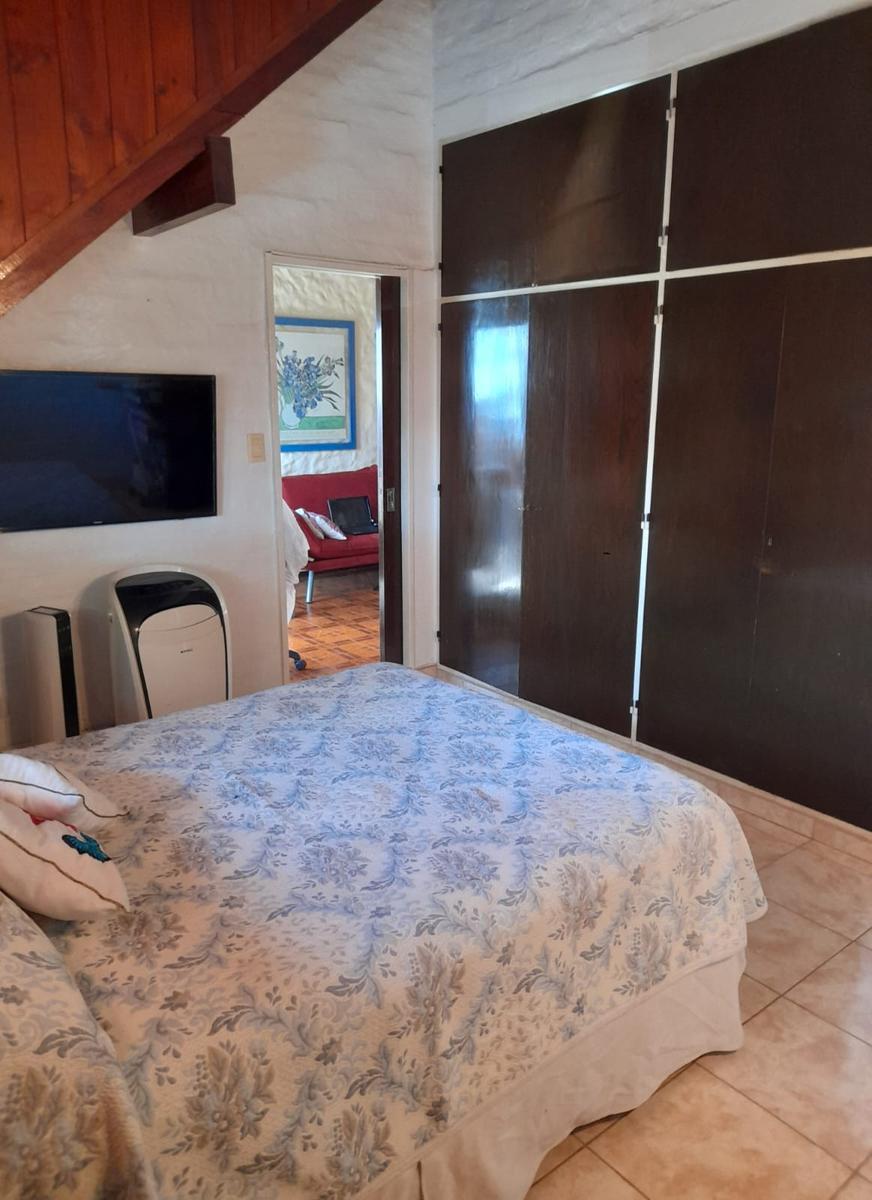 Foto de CASA CHALET DE 5 AMBIENTES CON PISCINA – OLIVOS, imagen 5
